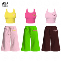 Ensemble deux pièces décontracté pour femme avec logo personnalisé : débardeur court côtelé et pantalon de survêtement capri à cordon de serrage et jambes larges