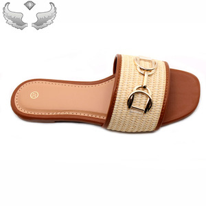 High-quality Fashionable Outdoor Wholesale Flat Women's Slip-on Sandals with Durable Suitable <b>for</b> <b>Summer</b> Ladies Women's Sandals - Product Image 4