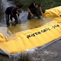 Barrière gonflable en caoutchouc An-Ti contre les inondations Barrières portatives flexibles en PVC de poids moyen contre les inondations et les surtensions