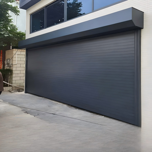 Porte de garage automatique moderne à panneaux plats en aluminium, silencieuse, isolée, antivol, <span class=keywords><strong>volet</strong></span> roulant <span class=keywords><strong>pour</strong></span> usage résidentiel, RAL personnalisé - Product Image 1