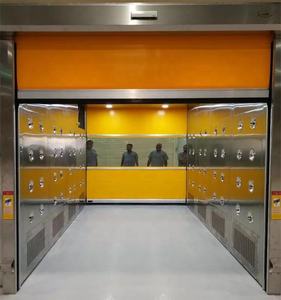 YANING Özelleştirilmiş Hava Duşu Odası, Temiz Oda GMP Atölyeleri için PVC Panjur Kapılı Akıllı Hava Duşu - Product Image 3