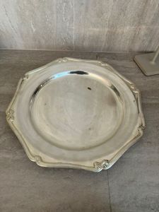 Achetez des assiettes de luxe en acier inoxydable avec un plateau rond décoratif vintage pour la restauration, les buffets et les dîners à domicile - Product Image 4