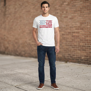 Camiseta de algodón de manga corta para hombre con estampado de la bandera de EE. UU. de Trust Love, diseño frontal de punto de jersey con cuello redondo, estampado suave serigrafiado. - Product Image 1