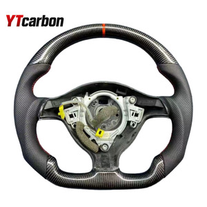 Volante in Fibra di Carbonio YTcarbon per Mk4 <span class=keywords><strong>Golf</strong></span> 4 Passat B5 <span class=keywords><strong>Variant</strong></span> Polo Bora Sharan Cabrio GTI Jetta Volante a Razze - Product Image 5