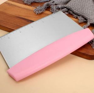 Cortador de Masa de Acero Inoxidable Personalizado, Raspador de Pastelería para Pizza y Tartas con Medidor, Utensilios de Cocina - Product Image 6