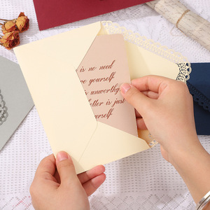 Enveloppes en dentelle creuse vintage de couleur personnalisée, enveloppe d'emballage cadeau, enveloppe de carte d'invitation de mariage de luxe - Product Image 4