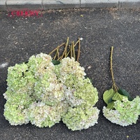 DC140 Vente en gros de tiges d'hortensias artificiels vintage à dégradé vert, grande tête de fleur en soie pour la décoration de centre de table