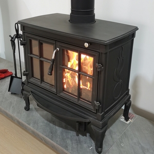 Fabricante de Xuzhou: <span class=keywords><strong>Chimenea</strong></span> de leña independiente para el hogar, estufa de hierro fundido con <span class=keywords><strong>puerta</strong></span> - Product Image 1