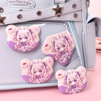Fabricant de badges en fer blanc personnalisés en forme de diamant, épingles métalliques personnalisées en forme de tête d'ours avec épingles de sécurité