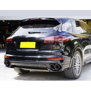Kit de Carrocería 2015 para Cayenne, Actualización del Modelo Antiguo 958 (2011-2014), Incluye Luces Traseras, Faros Antiniebla y Recortes para Parachoques - Product Image 3