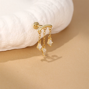 Pendiente de Plata de Ley S925 con Borla Chapada en Oro de 18K, Diseño de Corazón Liso y Geométrico, con Cadena de Borla y Parte Trasera Plana para Perforación - Product Image 5