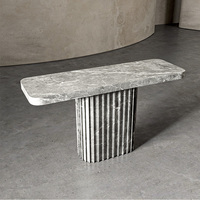 Console en marbre massif Dream Home avec base cylindrique rainurée, console de hall en pierre unique pour décoration résidentielle haut de gamme