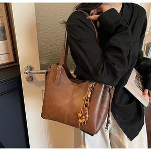 Sac à bandoulière rétro grande capacité de couleur unie pour femme, fermeture éclair, nouveau sac à main tendance, sac fourre-tout - Product Image 2