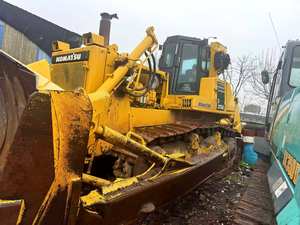 Bulldozer sur chenilles Komatsu D375A de 70 tonnes, peinture d'origine, bon état de fonctionnement, peu d'heures de service, composants de boîte de vitesses essentiels. - Product Image 2