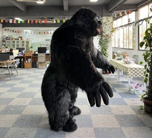 <span class=keywords><strong>Costume</strong></span> de mascotte <span class=keywords><strong>gonflable</strong></span> de gorille géant de haute qualité pour cosplay, King Kong, 2m, 2,6m, 3m, <span class=keywords><strong>costume</strong></span> de gorille <span class=keywords><strong>gonflable</strong></span> <span class=keywords><strong>pas</strong></span> <span class=keywords><strong>cher</strong></span>, <span class=keywords><strong>costume</strong></span> de dessin animé - Product Image 4
