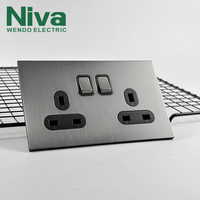 Niva interrupteur et prise Double 13A 3 broches prise commutée électrique UK Standard prise murale panneau en acier inoxydable