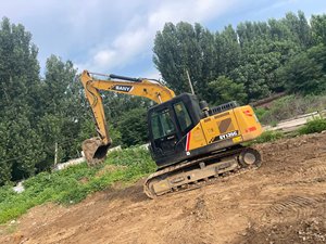 Excavadora Usada Sany Heavy Industry SY135C <span class=keywords><strong>2018</strong></span>, Modelos 75, 95, <span class=keywords><strong>125</strong></span>, 135, 155, 205, 215, 235, 245, 265, 305, 365, Excavadora de Construcción sobre Orugas - Product Image 5