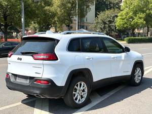 <span class=keywords><strong>Jeep</strong></span> <span class=keywords><strong>Cherokee</strong></span> 2017 Usado, SUV <span class=keywords><strong>de</strong></span> <span class=keywords><strong>Segunda</strong></span> <span class=keywords><strong>Mano</strong></span>, 2.0L Automático, Techo Solar, Cámara <span class=keywords><strong>de</strong></span> Reversa, para Venta al Por Mayor - Product Image 3
