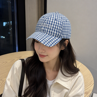 Casquette à visière incurvée en gros avec lettres brodées pour femmes