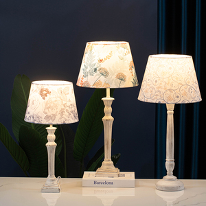 New Arrival Sang Trọng Trang Trí Bảng Ánh Sáng Bông Đèn Bao Gồm Antique <span class=keywords><strong>Polyresin</strong></span> Đọc Đèn Bàn - Product Image 5