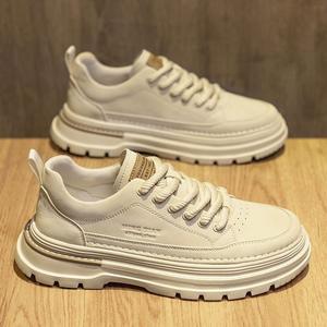 Bottes courtes tendance pour hommes, respirantes avec doublure en maille, chaussures de travail sportives à semelle épaisse pour l'été, polyvalentes, nouvelle mode - Product Image 3