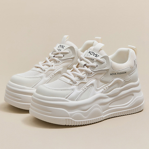 Nouvelle Collection Printemps 2026 : Baskets Blanches à Semelle Épaisse et Bout Rond pour Femmes de Petite Taille, Rehaussant la Silhouette, Style Sophistiqué - Product Image 5