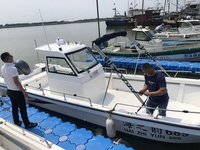 Bateau de pêche à console centrale en fibre de verre Grandsea de 30 pieds à moteur hors-bord à vendre