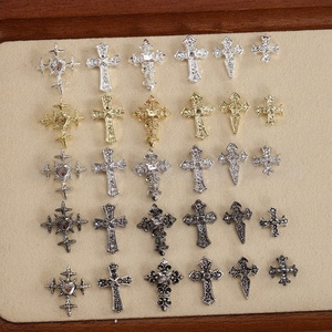 Accesorios de Uñas de Aleación con 6 Rejillas, Diseño de Cruz <span class=keywords><strong>3D</strong></span>, Combinación Simple con Dijes de Cruz, ¡Venta Caliente! - Product Image 5