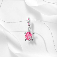 Breloque tortue en cristal anti-ternissement de Source Jewelry Factory pour cadeaux de bord de mer et magasins de détail, avec support d'échantillons rapide en 7 jours