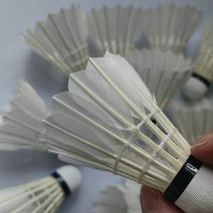 <span class=keywords><strong>Volant</strong></span> de badminton de classe A en duvet de canard, durable, avec stabilité de vol, double <span class=keywords><strong>volant</strong></span> de qualité supérieure - Product Image 1