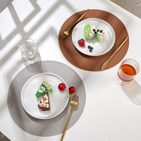 Ventes en gros de sets de table ronds en cuir PU classique pour la maison, en PVC, personnalisés, épaisseur 2 mm, diamètre 33 cm