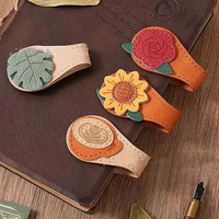 Penanda Buku Kulit Bermotif Bunga yang Dipersonalisasi, Penanda Buku Magnetik, Aksesori Buku, Perlengkapan Buku, Set Hadiah Bisnis Kulit