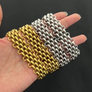 Venta al por mayor <span class=keywords><strong>de</strong></span> acero inoxidable chapado en <span class=keywords><strong>oro</strong></span> cadenas anchas collares impermeable grueso <span class=keywords><strong>cadena</strong></span> cubana mujeres gargantillas collares - Product Image 3