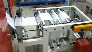 Máquina automática para hacer bolsas enrollables, máquina para hacer bolsas de caca de <span class=keywords><strong>perro</strong></span>, máquina para hacer bolsas de plástico rodantes sin núcleo de basura - Product Image 2