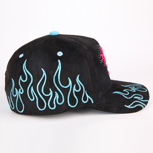 Cappellino da Baseball Vintage a 5 Pannelli con Logo Personalizzato, Classico con Fodera in Raso e Strass, Cappello Sportivo Ricamato all'Ingrosso con Chiusura Snapback - Product Image 3
