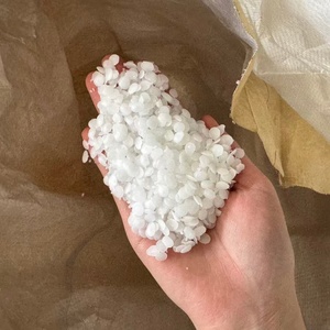 ขี้ผึ้งโพลีเอทิลีน (PE Wax) แบบเกล็ดสีขาว ความบริสุทธิ์ 99% ไม่ผ่านการออกซิเดชัน สารหล่อลื่นภายนอกสำหรับพีวีซี สำหรับท่อและโปรไฟล์ มาสเตอร์แบทช์ CAS 9002-88-4 - Product Image 4