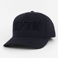 Casquette de baseball en polyester brodée à 5 panneaux, profil haut, personnalisée, avec découpe laser noire et trous, pour le golf, fabrication ODM/OEM