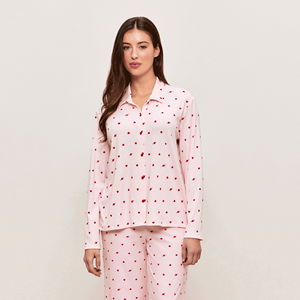 <span class=keywords><strong>Pigiama</strong></span> da <span class=keywords><strong>Donna</strong></span> in <span class=keywords><strong>Cotone</strong></span> Modal all'Ingrosso, Set Personalizzato OEM con Stampa Cuori e Ciliegie, Maniche Lunghe, <span class=keywords><strong>Bottoni</strong></span>, Abbigliamento da Casa e da Notte in 2 Pezzi - Product Image 4