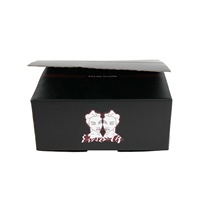Boîte d'expédition en carton ondulé noir personnalisée avec bande de déchirement, rabats entièrement superposés et impression de logo couleur pour l'e-commerce