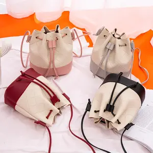 Ragazza borse Del Sacchetto di Modo in rilievo con coulisse mini secchio per le donne