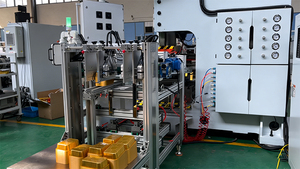 Máquina de Fabricación de Envases de Alimentos de Aluminio Desechables, Totalmente Automática, de Alta Eficiencia y Controlada por PLC, para Motor, de Alta Gama, Fabricada en China - Product Image 2