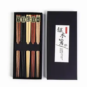 Hot Sale China Japanese Korean Natural Wood Chopstick Set Reusable Classic Style Chopsticks 5 Pairs Gift Set