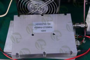 Amplificateur RF Professionnel d'Isolation de <span class=keywords><strong>Signal</strong></span>, 100W 400-2700MHz GaN 48V DC, Source de <span class=keywords><strong>Signal</strong></span> Haute Puissance pour Protection Anti-<span class=keywords><strong>Drone</strong></span> C-UAS à Basse Altitude - Product Image 2