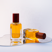 Distributeur de gros de parfum multifonctionnel Flacon pulvérisateur de 35ml 50ml Flacon de parfum original en stock