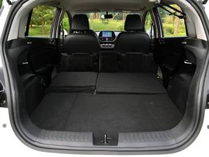 รถยนต์มือสอง บาวจุน 310 รุ่นปี 2017 เครื่องยนต์ 1.5 ลิตร เกียร์อัตโนมัติ รุ่นแฟชั่น เบาะผ้าสีเข้ม แบบแฮทช์แบ็ก ราคาประหยัด ไมล์น้อย ราคาถูก - Product Image 6