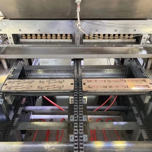 Full Automatic Toffee <b>Candy</b> Depositing Production Line Two Tone Vitamin Jam Filling Bear Making <b>Machine</b> With Customized Shape - Product Image 4