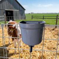 CASHT Nouveau Seau d'alimentation pour veau en PP gris 4L, avec tétine suspendue pour ferme, étable, grange, enclos à bétail