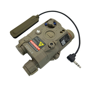 Iluminador Compacto de 150g con Punto Rojo y Verde, Luz LED Blanca para Camping Nocturno, Base de Montaje de 20mm, Batería No Incluida - Product Image 4
