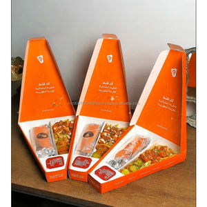Nueva Caja de Papel Triangular para Kebab y Shawarma con Compartimentos y Separador, con Logotipo Personalizado Estampado en Oro, Estilo Árabe Halal para Llevar - Product Image 1
