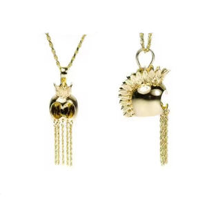 Suministro directo de fábrica Precio barato <span class=keywords><strong>Cascos</strong></span> Collar con colgante grande Joyería para cadena de cuerda de tapa personalizada - Product Image 3